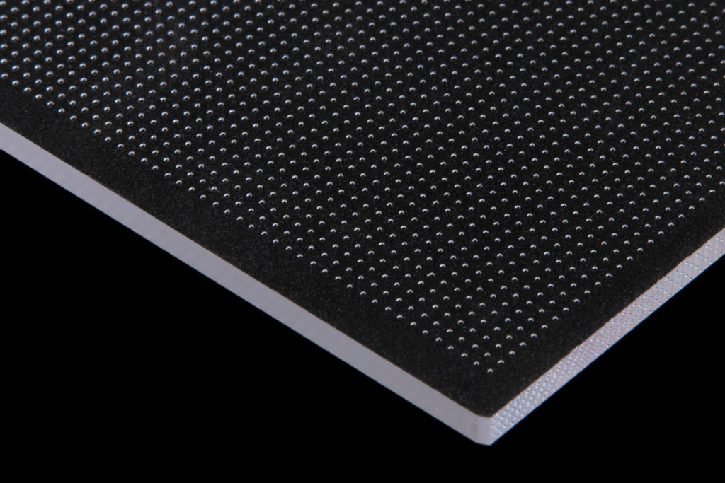 Ingemann Extruded LGP Great optical clarity & uniform light emitting